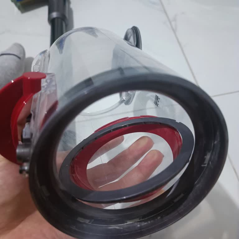 Dyson V15 Süpürge Toz Haznesi Sorunu ve Müşteri Hizmetleri İlgisizliği