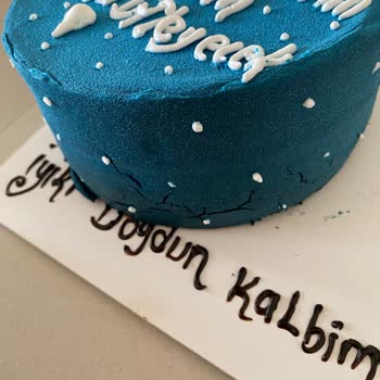 Yanlış Pasta Siparişi ve İlgisiz Şube