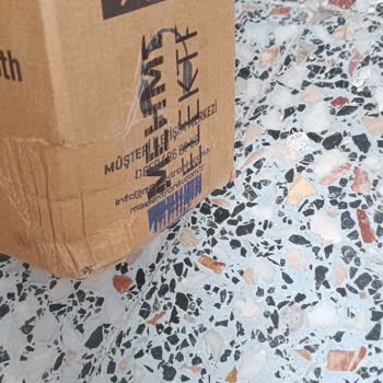 Kırık Televizyon ve Servis Sorunu