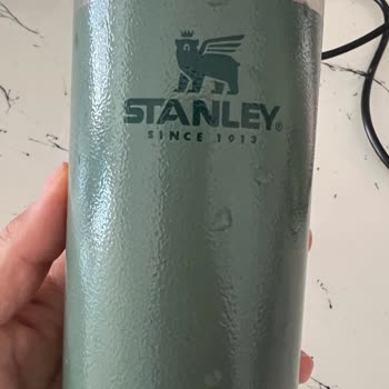 Stanley Thermos kaputter Deckel nicht von Garantie abgedeckt und keine Ersatzteile verfügbar