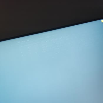 Asus Monitör: Sorunlar Çözülmüyor, Üstüne Ücret Talep Ediliyor!