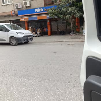 MNG Kargo Payas Şubesinde Teslimat Sorunları ve Müşteri Memnuniyetsizliği