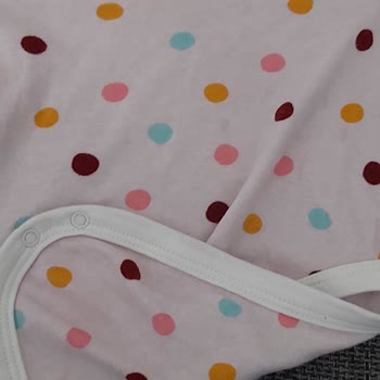 Hediye Body'nin İlk Yıkamada Renk Atması