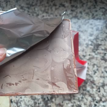 Tarihi Geçmemiş Çikolatanın Bozuk Çıkması
