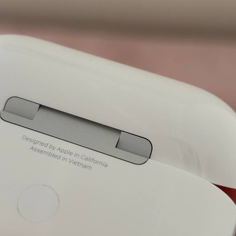 Hepsiburada Apple Airpods Pro 2 Şarj Kutusunda Deformasyon!