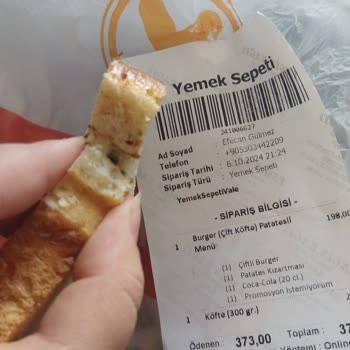 Köfteci Yusuf Küflü Ekmek Skandalı!