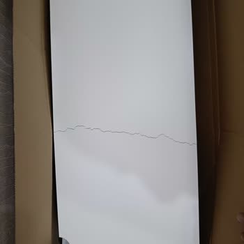 IKEA'dan Sipariş Ettiğim Kitaplıkların Bitmeyen Sorunları