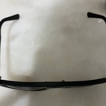 Rayban gözlük çerçevesi yamuldu, garanti sorunu çözmedi