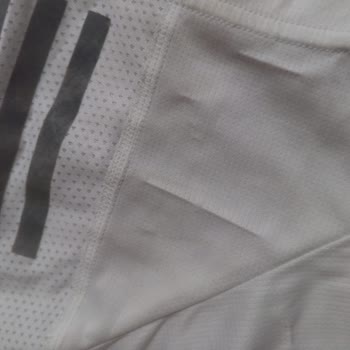 Adidas T-shirt Deformasyonu ve Müşteri Hizmetleri İlgisizliği