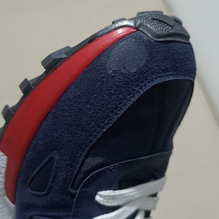 Barut Gümrük Malları Defolu Ürün Ve Kötü Müşteri Hizmeti!