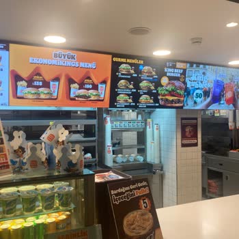 Gece Yarısı Burger King'de Hayal Kırıklığı