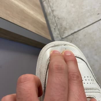 Reebok Schuhe schlechtes Design und mangelnde Qualität bei teurem Modell