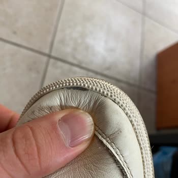 Reebok Schuhe schlechtes Design und mangelnde Qualität bei teurem Modell