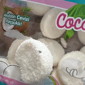 Found a Black Substance in Haribo Chamallows Marshmallow