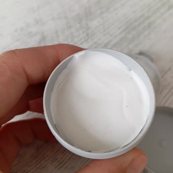 Contaminated Sudocrem Delivered – Demanding Immediate Refund and Action