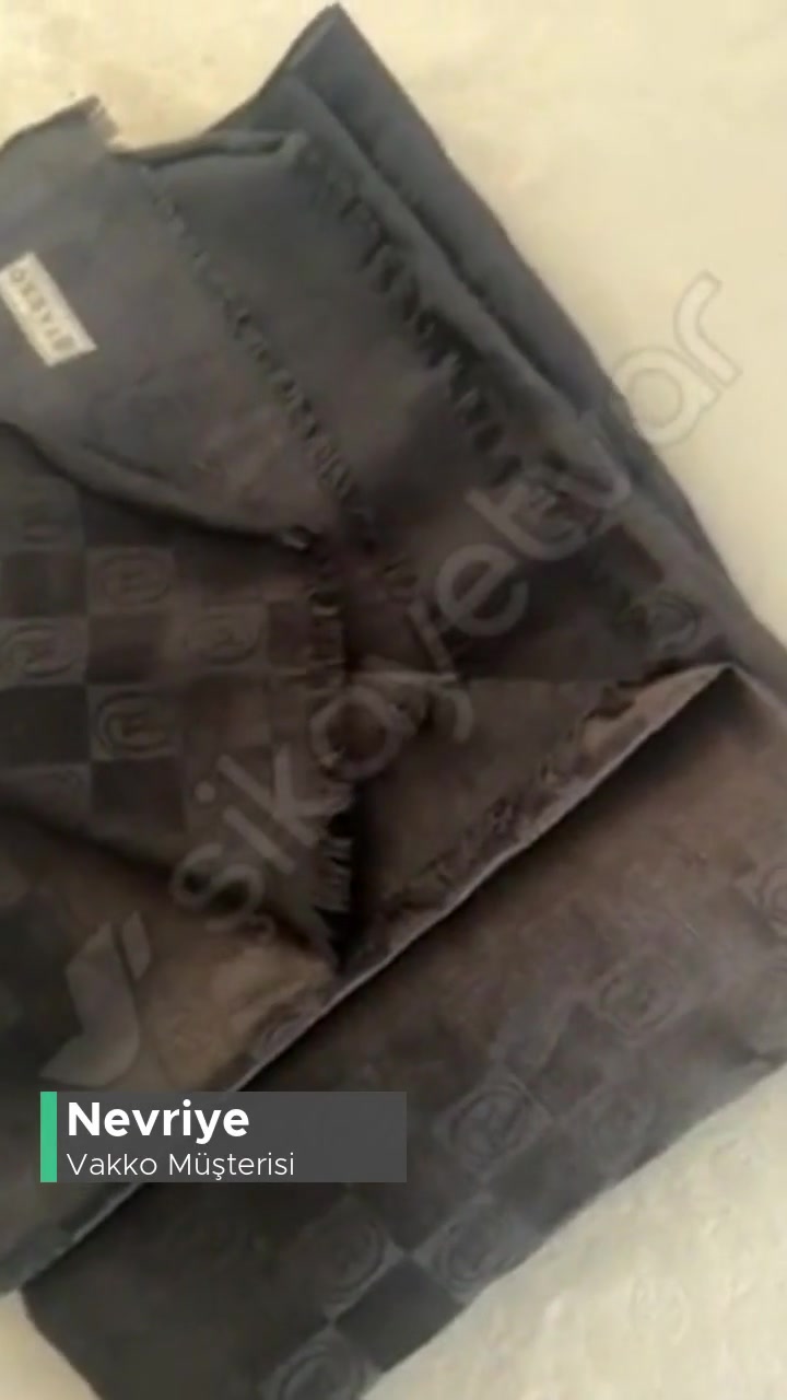 Vakko Üründe Solma! videonun kapak resmi