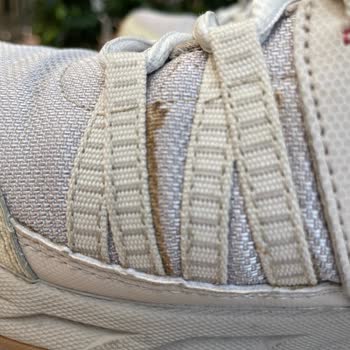 Skechers Ayakkabıda Üretim Hatası ve Yetersiz Müşteri Hizmeti