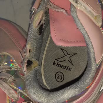 FLO'dan Aldığımız Ayakkabılar Hızla Yıprandı