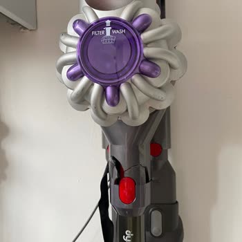 Dyson V8'in Malzeme Kalitesi Hayal Kırıklığı