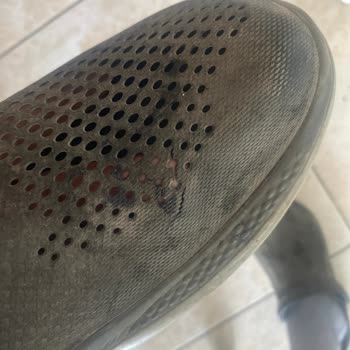 Trendyol'dan Aldığım Crocs Terliklerde 130 Gün Sonra Yırtılma Sorunu
