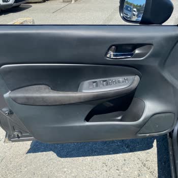 Wish Rent A Car liefert falsches Auto und unhöflichen Service in Trabzon