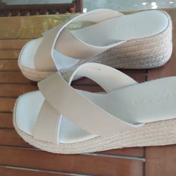 Derimod Terlikleri Ayakları Yaraladı ve İade Sorunu Yaşandı