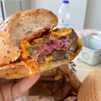 Hamburger Siparişimde Pişmemiş Ürün Sorunu