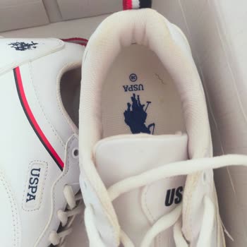 Kullanılmış Ayakkabı Şoku: FLO'dan Beklenmedik Deneyim