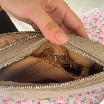 Benetton çantam yırtıldı, müşteri hizmetleri ilgisiz