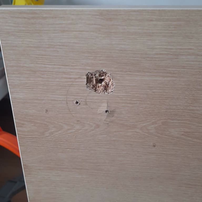 Vivense Çalışma Masası: Sorunlu Ayaklar ve Yetersiz Destek