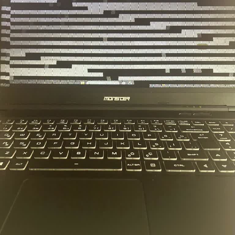 Garanti Sürecinde Çözülmeyen Ekran Sorunu ve Yanıltıcı Servis Deneyimi