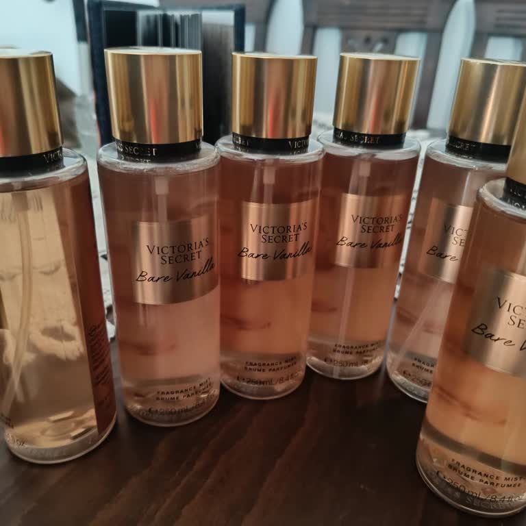 Victoria's Secret Bare Vanilla Body Spray Lacks Scent and Longevity