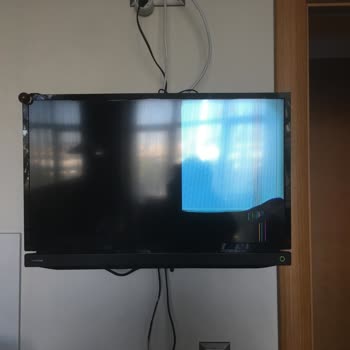Horoz Nakliyat'ın İhmali: Kırık Televizyon ve Çözülmeyen Sorun