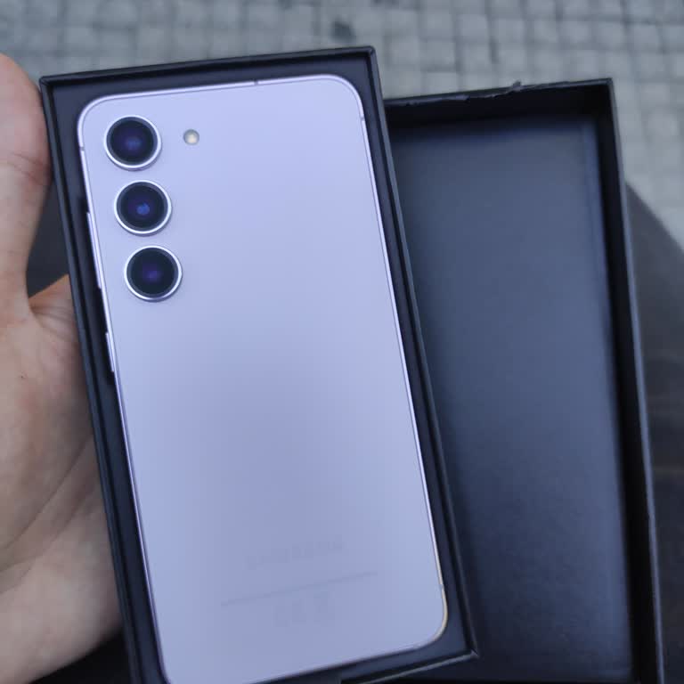 Samsung Telefon Servisinin Tutarsız Hizmetleri Ve İade Sorunu