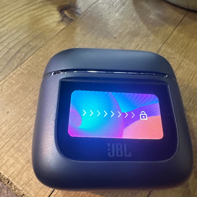 Kaybolan Sol Kulaklık İçin Çözüm Arayışı