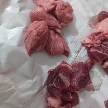 Köfteci Yusuf'un Etlerinin Renk Belirsizliği