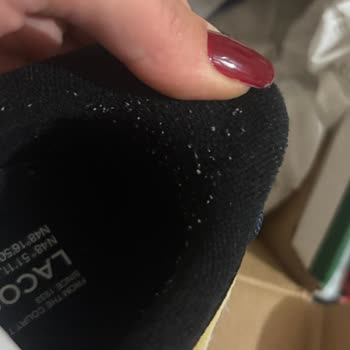 Lacoste Ayakkabıda Tüylenme ve İletişim Sorunu