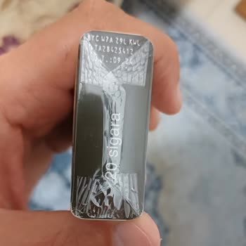 Parliament Midnight Blue: Duman Bile Gelmiyor!