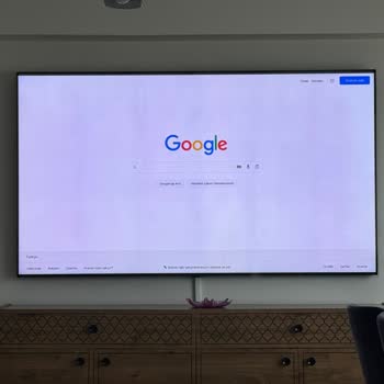 100 Bin TL'lik TV'de Dikey Gölgeler ve Ölü Pikseller