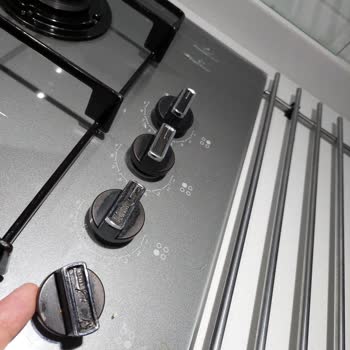 Arçelik Ankastre Ocakta Sürekli Düğme Sorunu