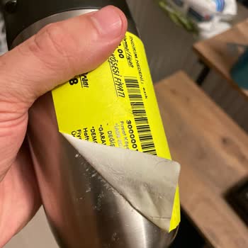 IKEA'nın Çıkmayan Etiket Sorunu: Müşteri Deneyimini Zorlaştıran Detay