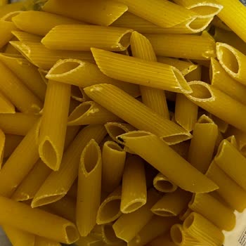 Büyük Marketten Aldığım Makarnadan Böcek Çıktı