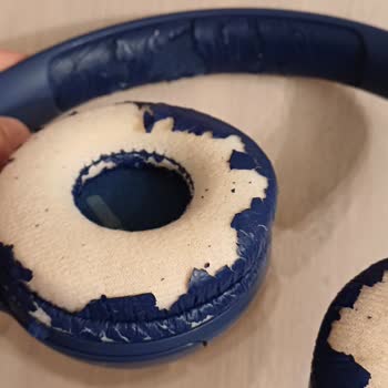 JBL Kulaklık Derisi Sorunu: Beklentilerin Altında Kalan Kalite