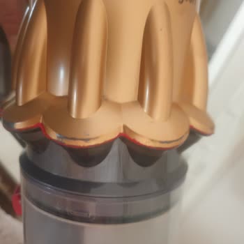 Dyson Süpürgemin Sorunları Bitmiyor!