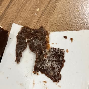 Alpella Mini Rulo Pasta'da Kimyasal Koku ve Küf Şoku