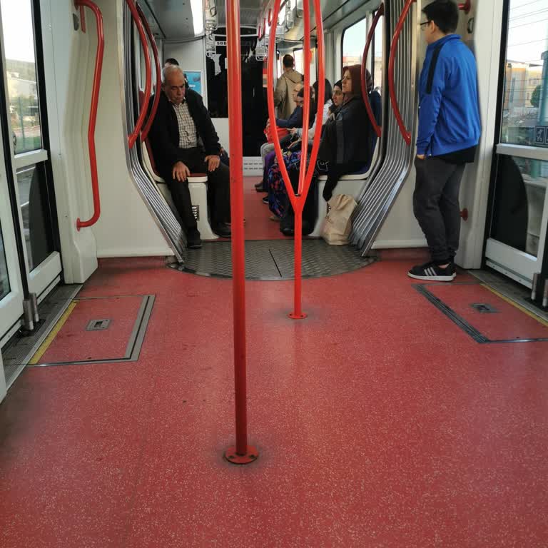 Tramvay Sürücüsünün Dikkatsizliği ve Gecikme Sorunu