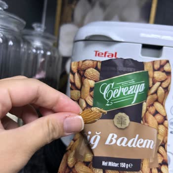 Çiğ Badem Ürününde Şok Edici Manzara