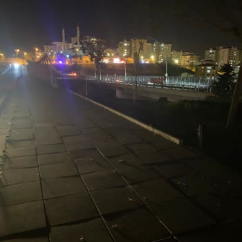 Karanlıkta Tehlike: Sokak Lambaları Acilen Onarılmalı