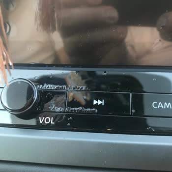 Nissan Hasn’t Fixed Bubble Issue on My Qashqai Sky Pack for 1.5 Months