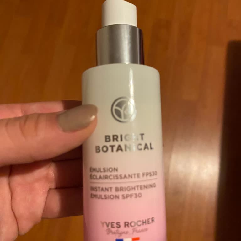 Yüz Kreminin Beklenmedik Etkisi: Pütürlenme ve Dökülme